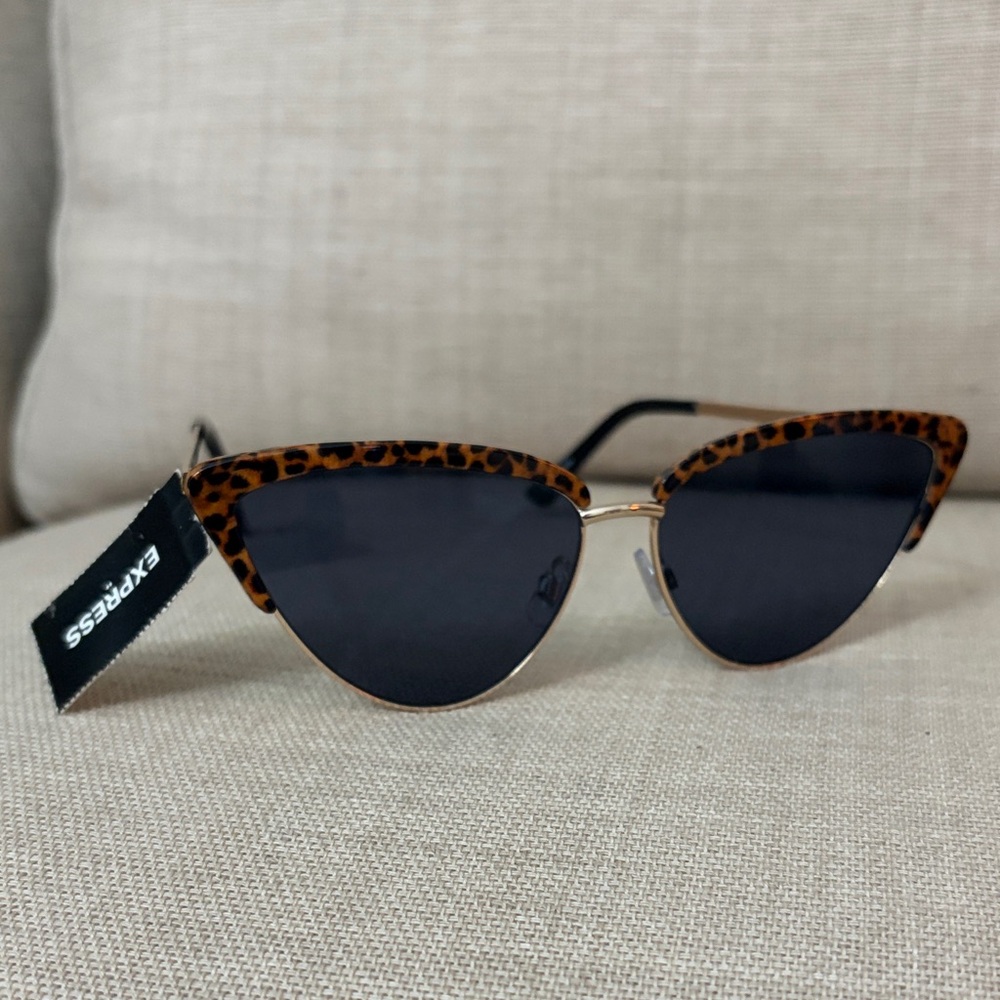 Express Tortoiseshell Cat Eye Sunglasses